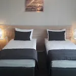 Zyczliwa Centrum Konferencyjno-sportowe Apartamento *